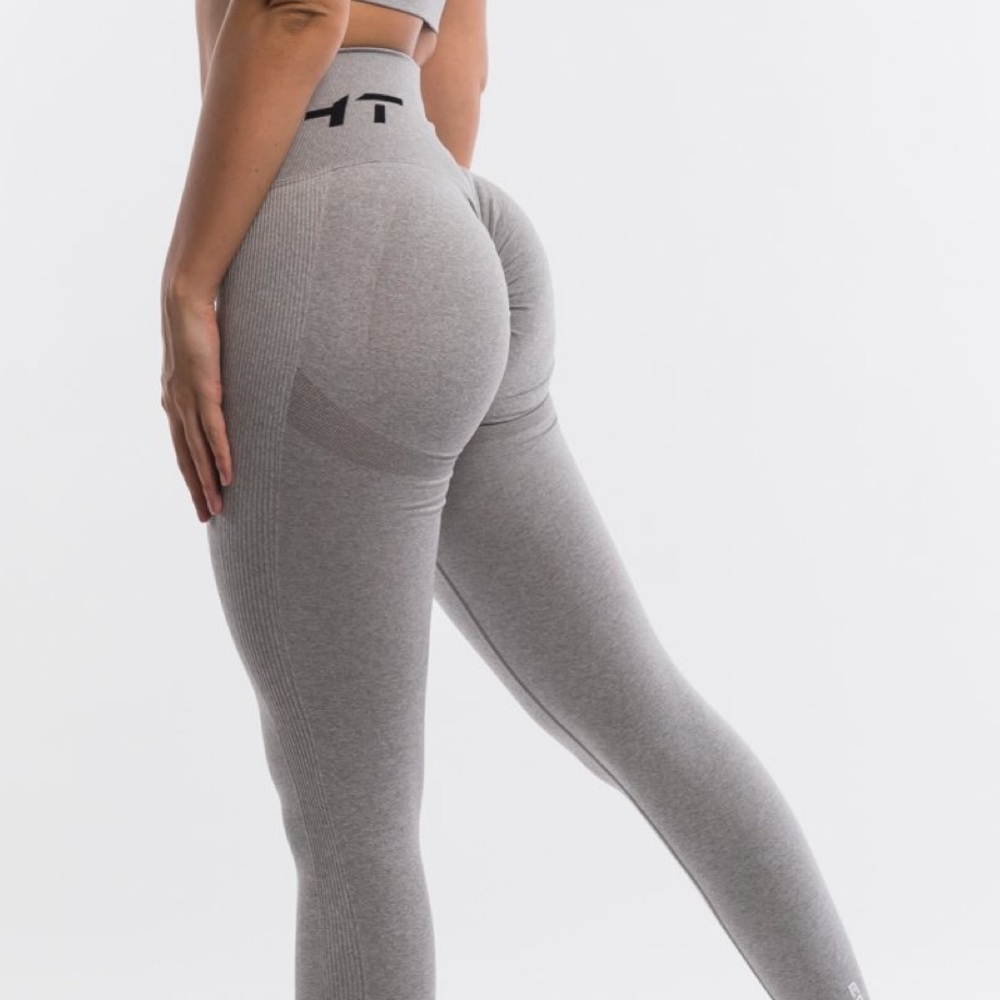 ECHT Arise Scrunch Leggings